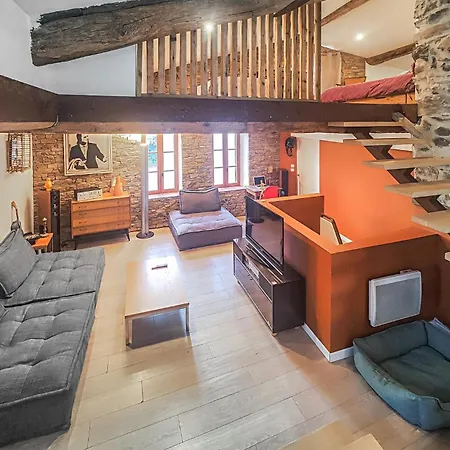 Сasa de vacaciones Stunning In Cessenon Sur Orb *