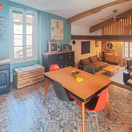 Сasa de vacaciones Stunning In Cessenon Sur Orb *